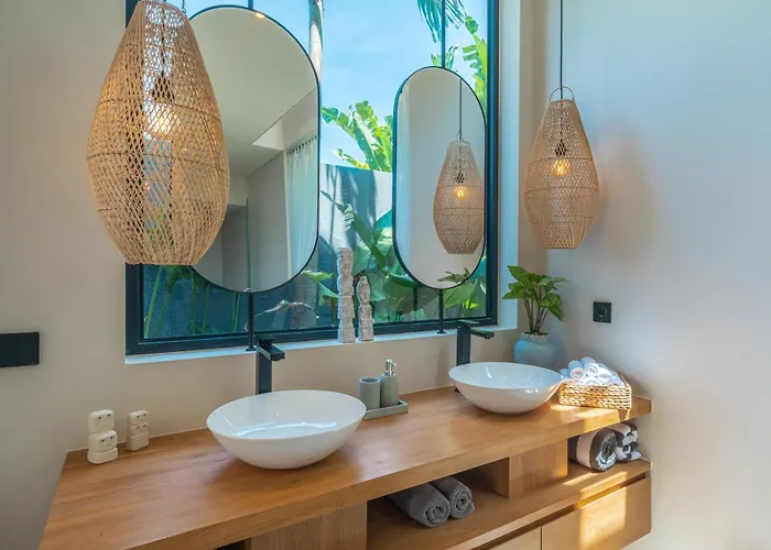 Saya - Trendy 2br With Upscale Charm In Pererenan *