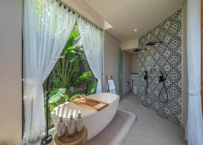 Saya - Trendy 2br With Upscale Charm In Pererenan Villa