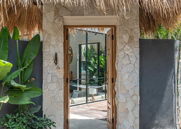 Villa Saya - Trendy 2br With Upscale Charm In Pererenan