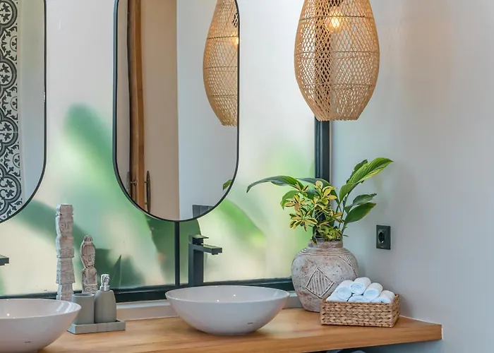 Saya - Trendy 2br With Upscale Charm In Pererenan