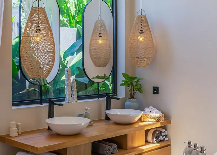 Saya - Trendy 2br With Upscale Charm In Pererenan Villa Canggu (Bali)